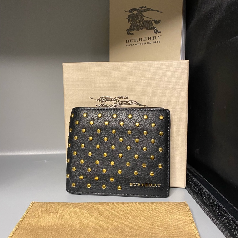 Burberry black leather wallet